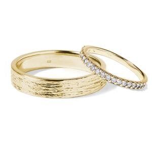Zlaté snubní prsteny rytina a diamanty KLENOTA